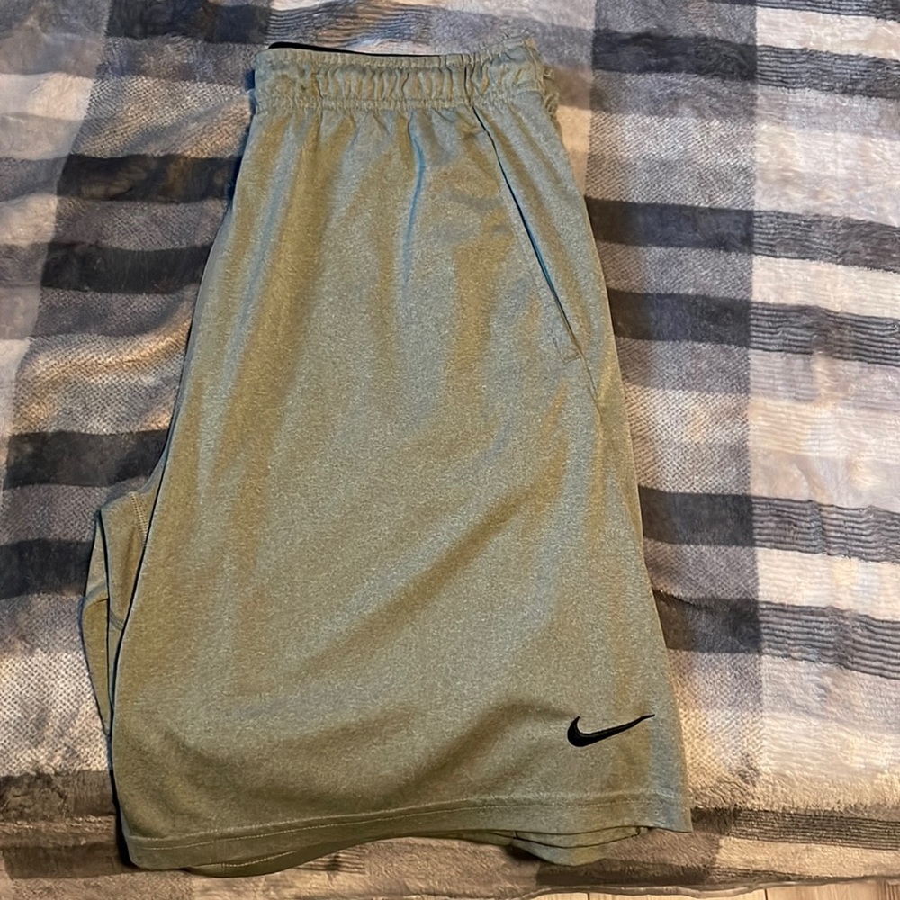 Men’s Nike dri fit gym shorts.